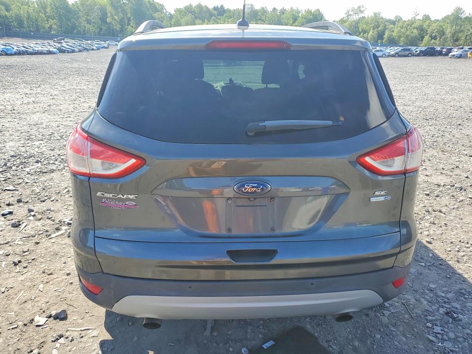 58084936 :رقم المزاد ، 1FMCU9GX7FUA03161 vin ، 2015 Ford Escape مزاد بيع