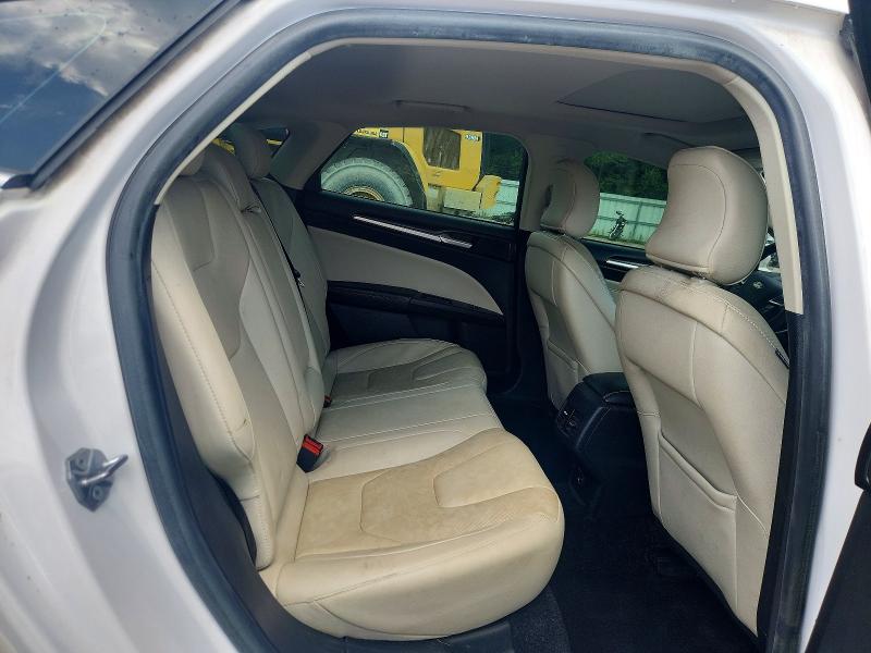 56161166 :رقم المزاد ، 3FA6P0D93JR151162 vin ، 2018 Ford Fusion مزاد بيع