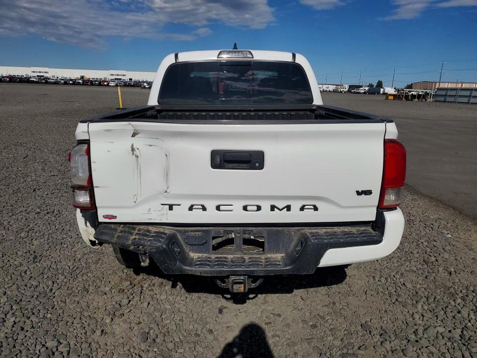 Продаж на аукціоні авто 2018 Toyota Tacoma, vin: 3TMCZ5AN9JM122350, номер лоту: 55740486