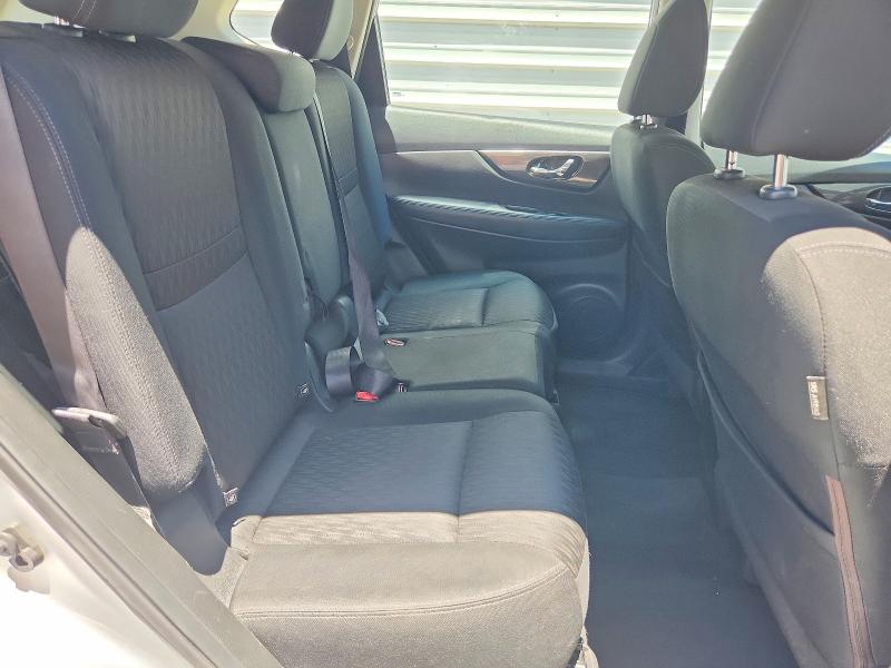 58137746 :رقم المزاد ، KNMAT2MT6JP570377 vin ، 2018 Nissan Rogue مزاد بيع