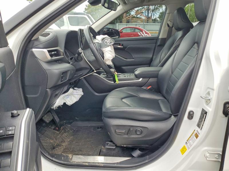 58531646 :رقم المزاد ، 5TDGZRBH7NS248679 vin ، 2022 Toyota Highlander مزاد بيع