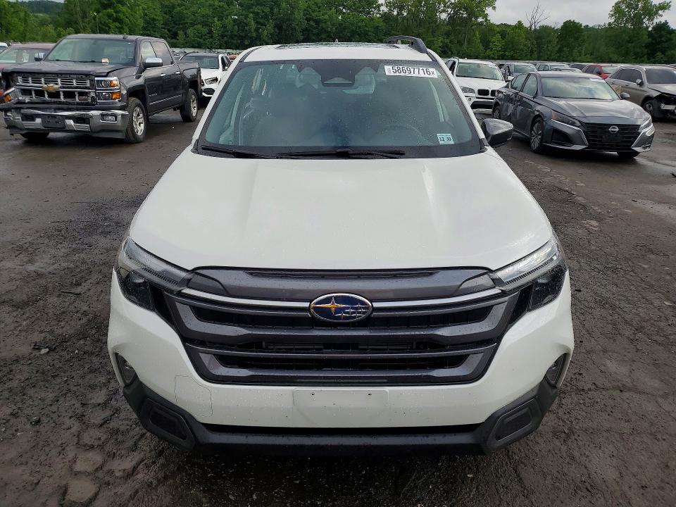 Продажа на аукционе авто 2025 Subaru Forester, vin: JF2SLSRD2SH449364, номер лота: 58697716