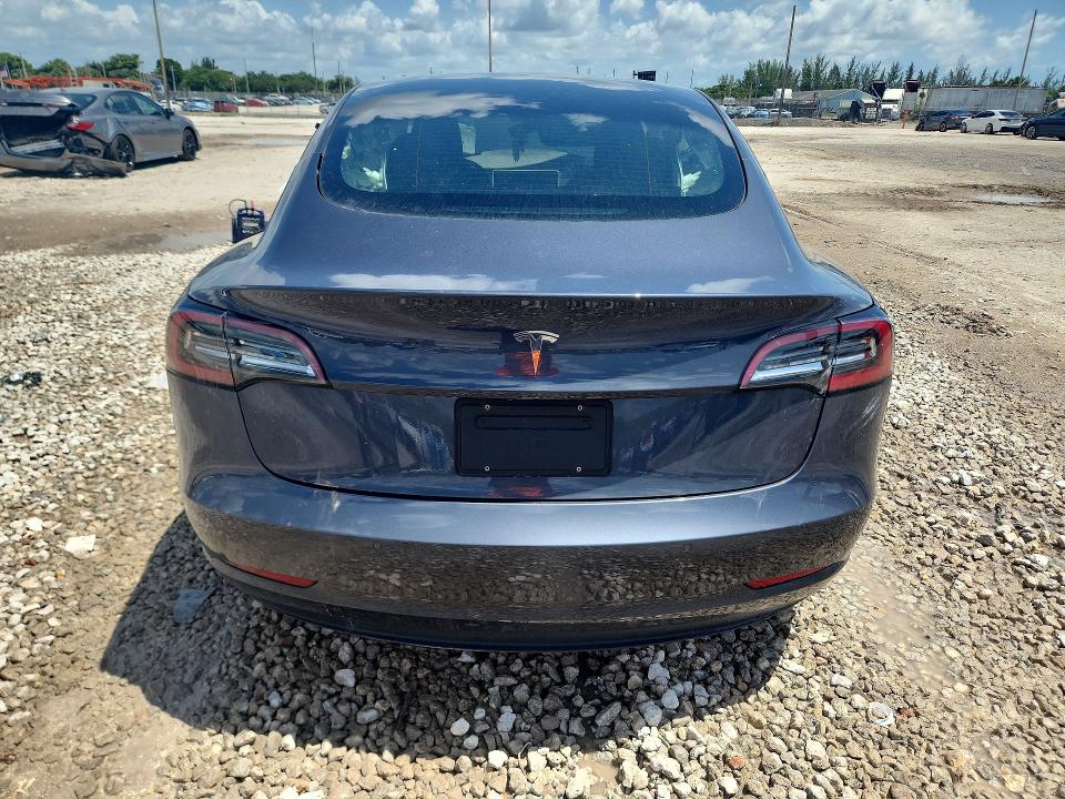 59067776 :رقم المزاد ، 5YJ3E1EA0MF081711 vin ، 2021 Tesla Model 3 مزاد بيع
