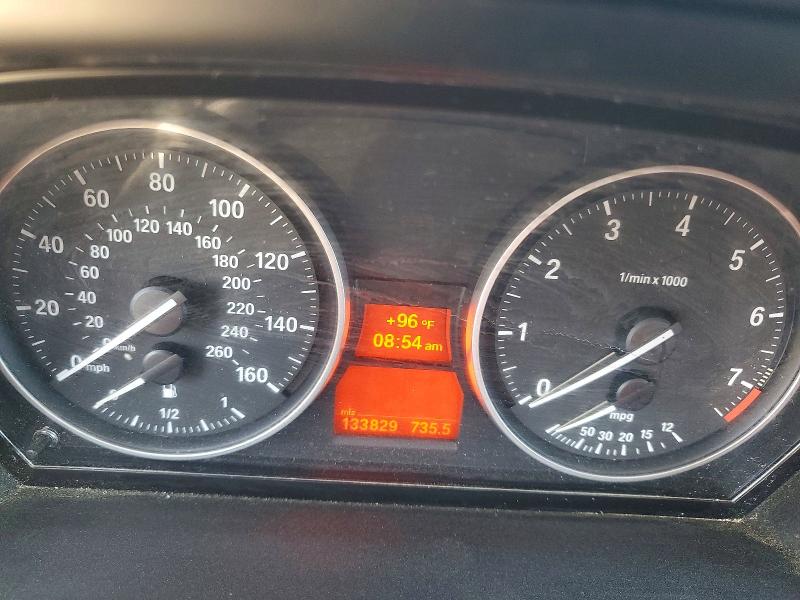 56798066 :رقم المزاد ، WBAPH5G53BNM81063 vin ، 2011 Bmw 328 مزاد بيع