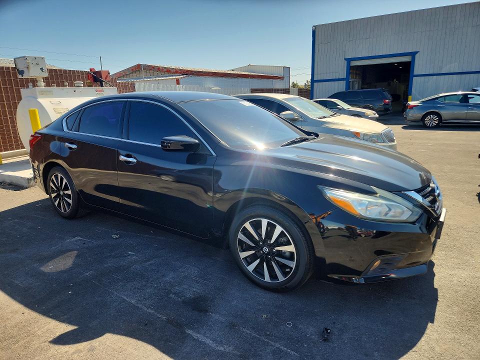 Продажа на аукционе авто 2018 Nissan Altima, vin: 1N4AL3APXJC198634, номер лота: 58253066