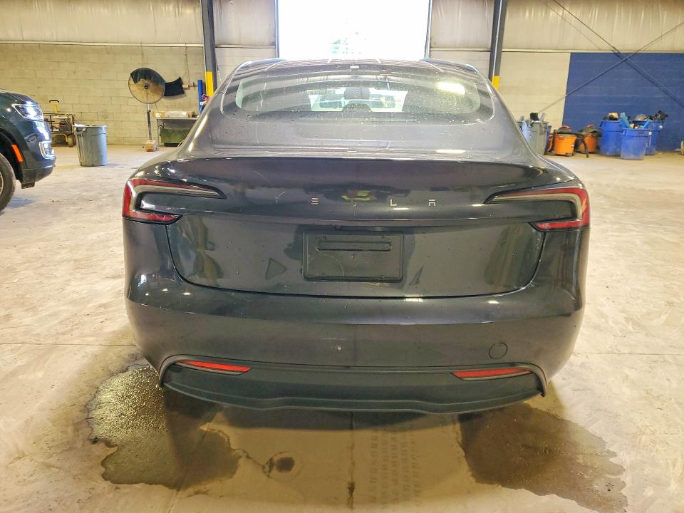 58620826 :رقم المزاد ، 5YJ3E1EAXSF879842 vin ، 2025 Tesla Model 3 مزاد بيع