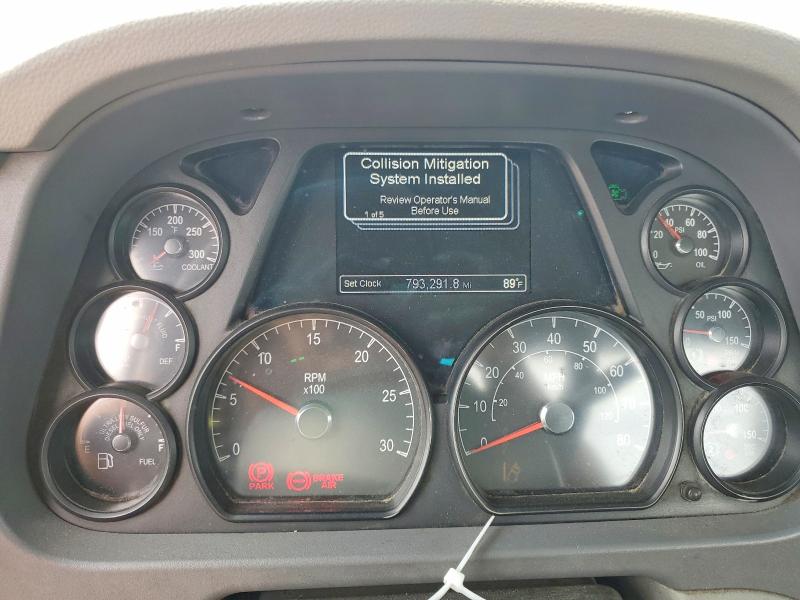 2017 Peterbilt 579 მანქანა იყიდება აუქციონზე, vin: 1XPBA48XXHD428725, აუქციონის ნომერი: 57903086