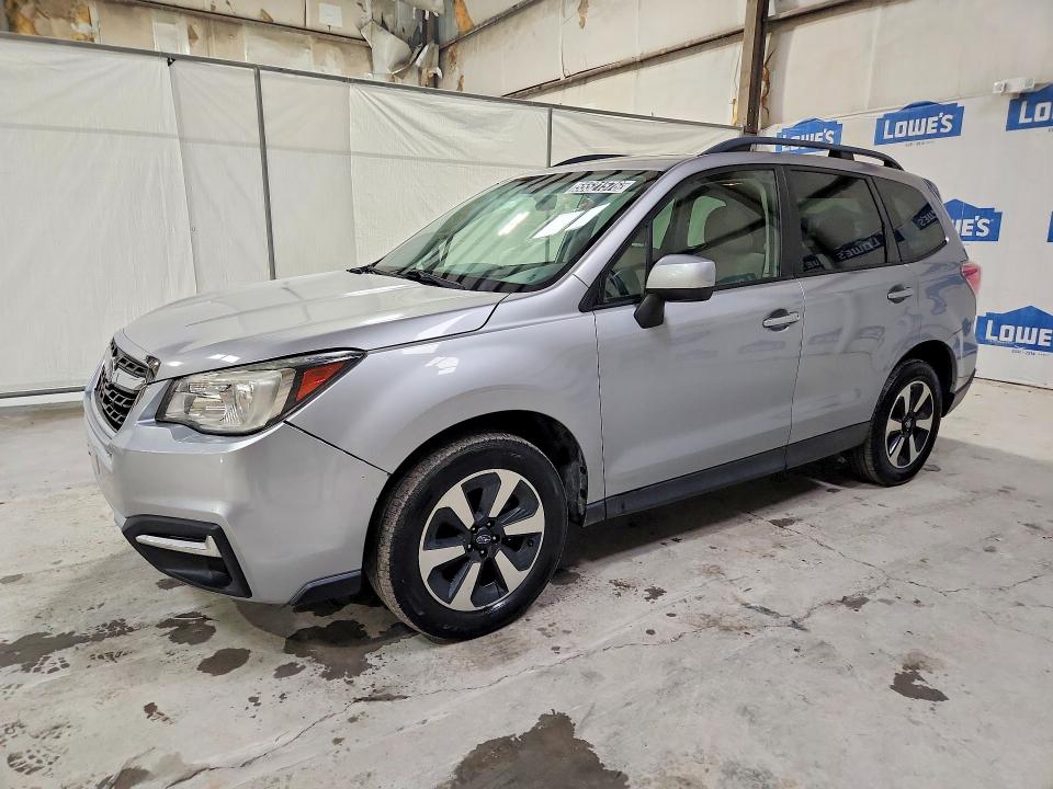 55521576 :رقم المزاد ، JF2SJAGC4JH464070 vin ، 2018 Subaru Forester مزاد بيع