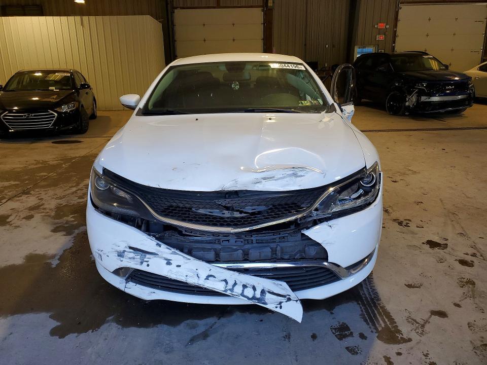 Продажа на аукционе авто 2015 Chrysler 200, vin: 1C3CCCAB6FN705195, номер лота: 56044196