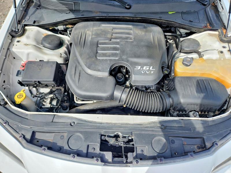 Продаж на аукціоні авто 2015 Chrysler 300, vin: 2C3CCABG8FH772873, номер лоту: 58355596