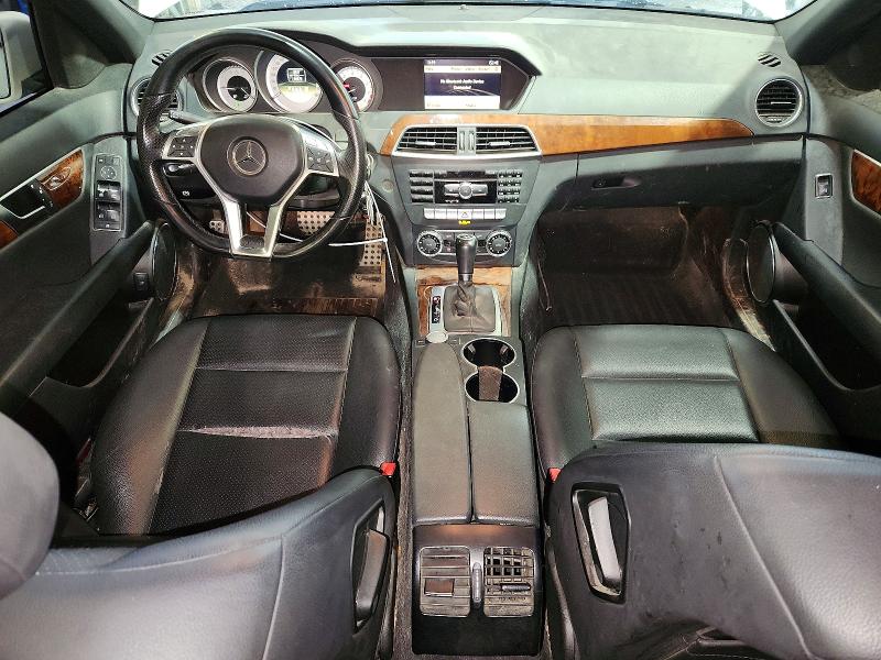 57843676 :رقم المزاد ، WDDGF8BB7CR201944 vin ، 2012 Mercedes-benz C مزاد بيع