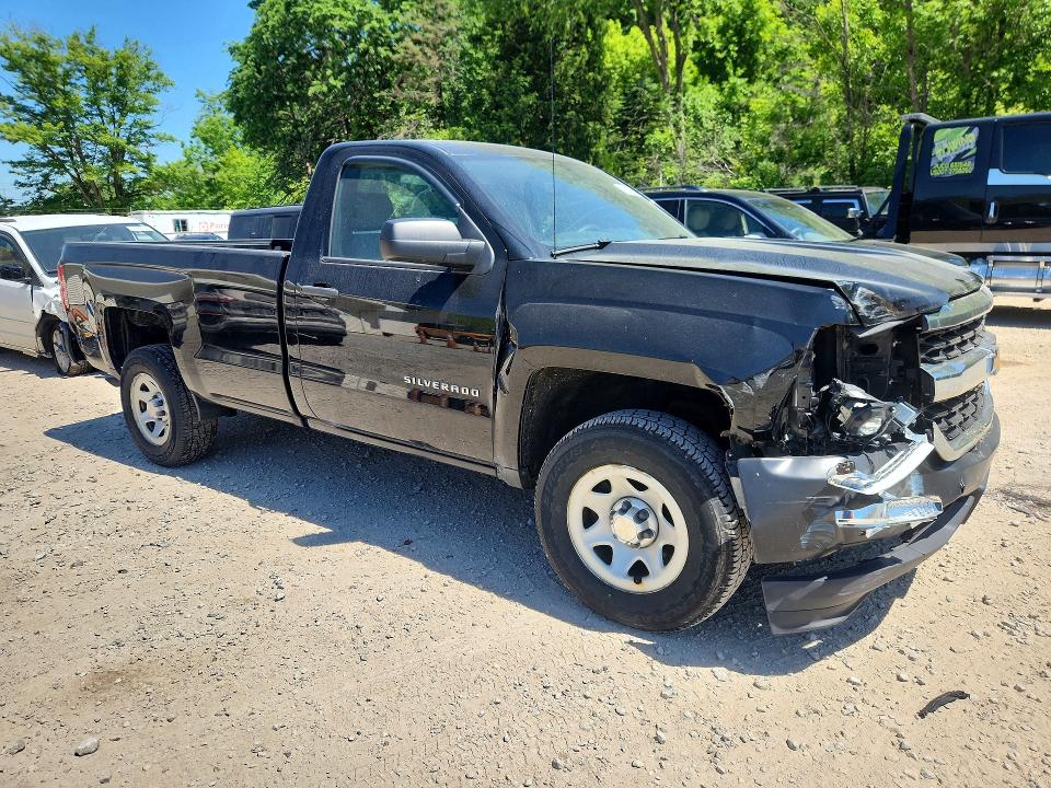 55571496 :رقم المزاد ، 1GCNCNEH4HZ303363 vin ، 2017 Chevrolet Silverado مزاد بيع