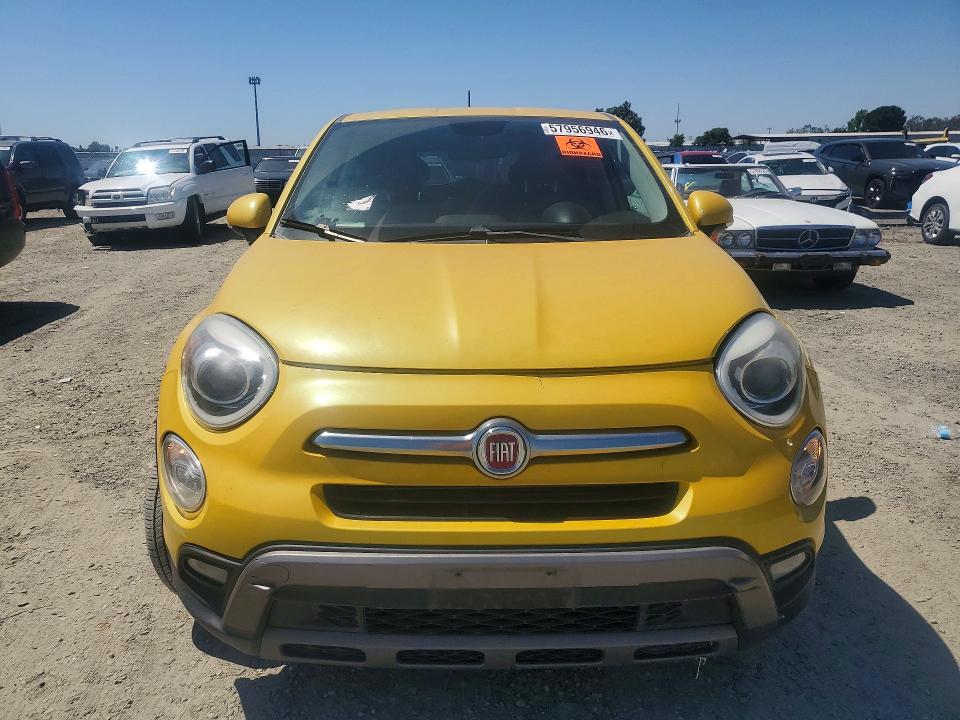 2016 Fiat 500x მანქანა იყიდება აუქციონზე, vin: ZFBCFYCT0GP386343, აუქციონის ნომერი: 57956946