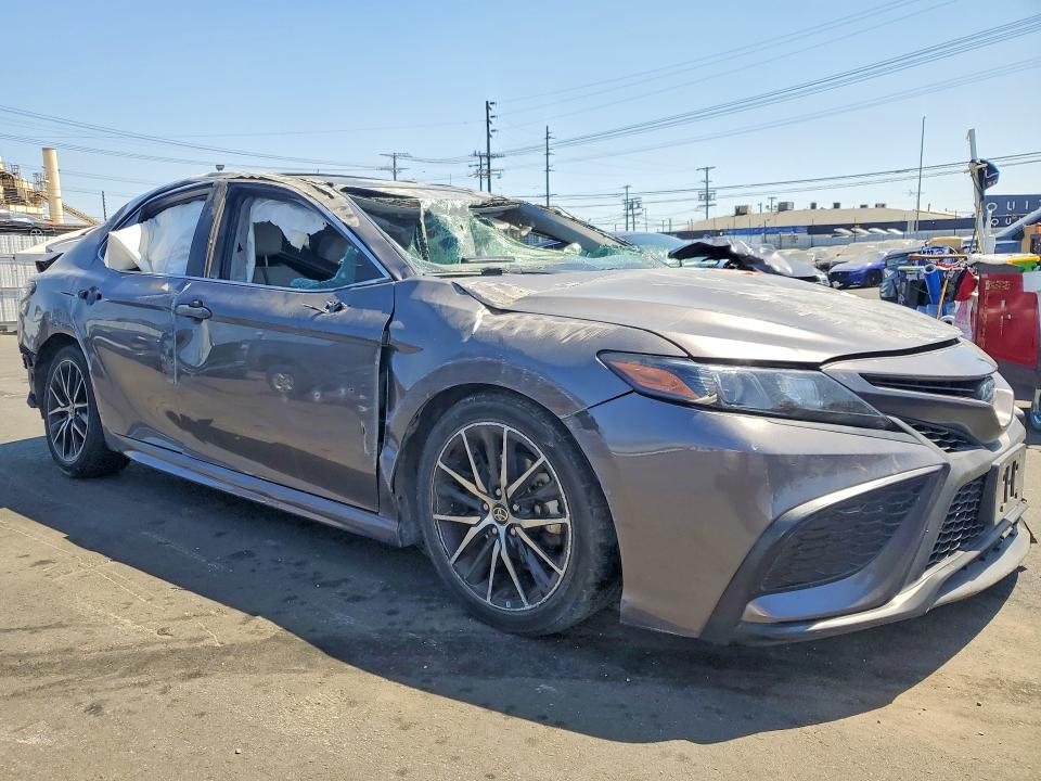Продажа на аукционе авто 2022 Toyota Camry Hybrid, vin: 4T1S31AK1NU589206, номер лота: 58819216