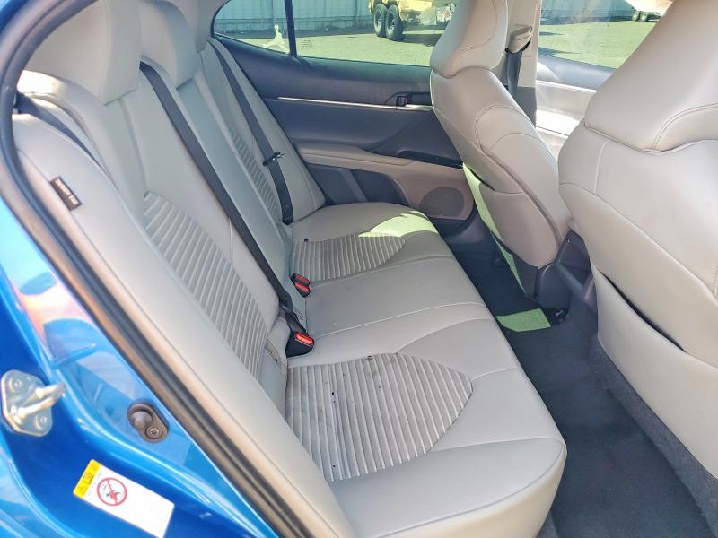 2018 Toyota Camry მანქანა იყიდება აუქციონზე, vin: 4T1B11HK1JU035203, აუქციონის ნომერი: 55988836