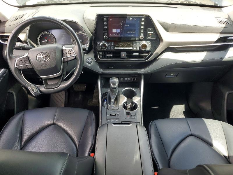 Продаж на аукціоні авто 2022 Toyota Highlander, vin: 5TDGZRBH4NS587996, номер лоту: 56678656