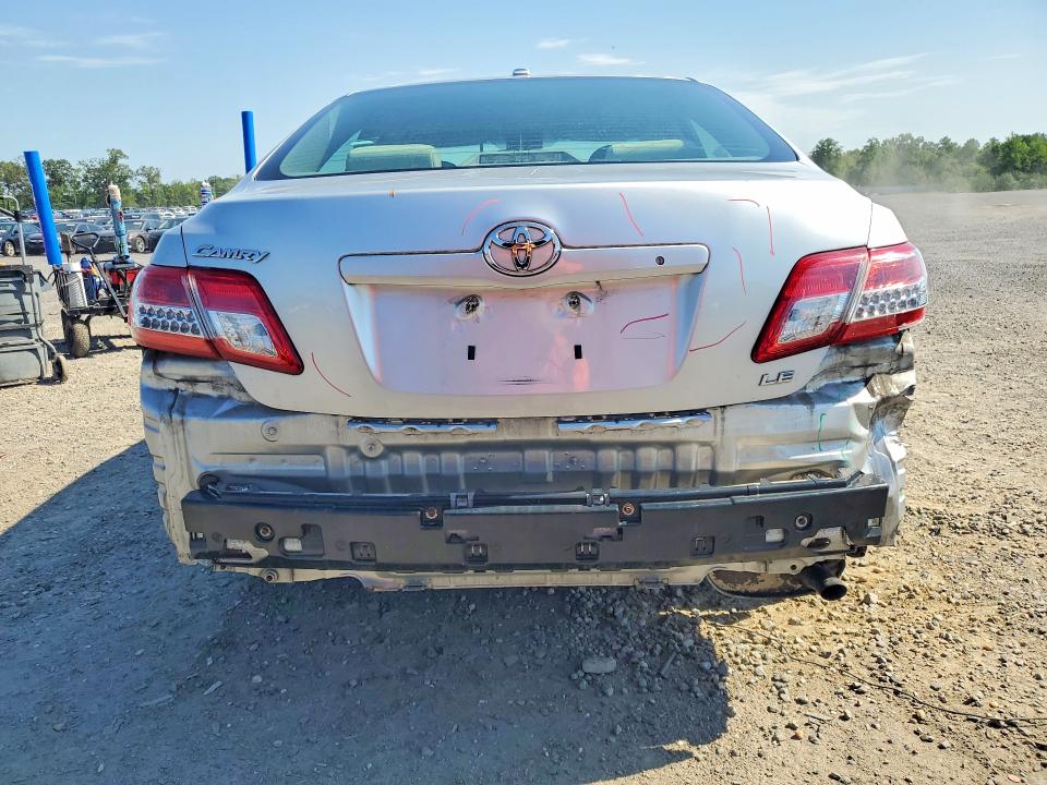 56802106 :رقم المزاد ، 4T1BF3EK6BU668394 vin ، 2011 Toyota Camry مزاد بيع