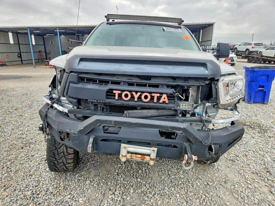 56533906 :رقم المزاد ، 5TFDW5F10EX350983 vin ، 2014 Toyota Tundra مزاد بيع