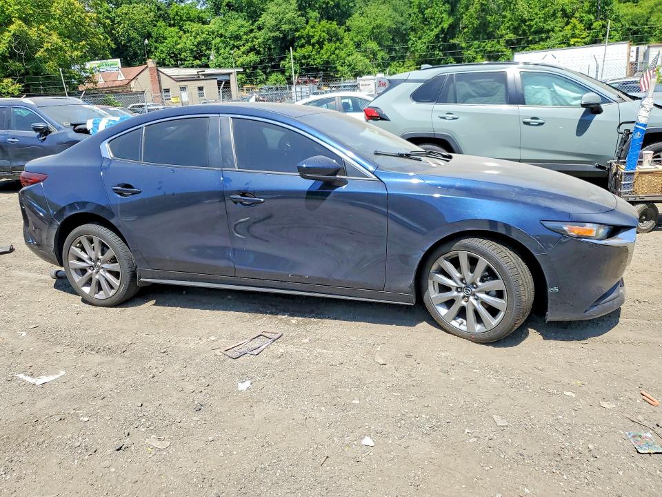Продажа на аукционе авто 2023 Mazda 3, vin: 3MZBPABM7PM380307, номер лота: 55503136