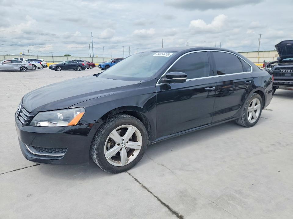 54558476 :رقم المزاد ، 1VWBH7A32DC132679 vin ، 2013 Volkswagen Passat مزاد بيع