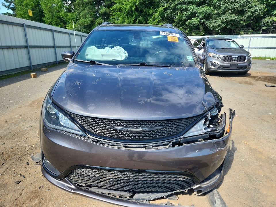 2020 Chrysler Pacifica მანქანა იყიდება აუქციონზე, vin: 2C4RC1EGXLR117346, აუქციონის ნომერი: 57262946