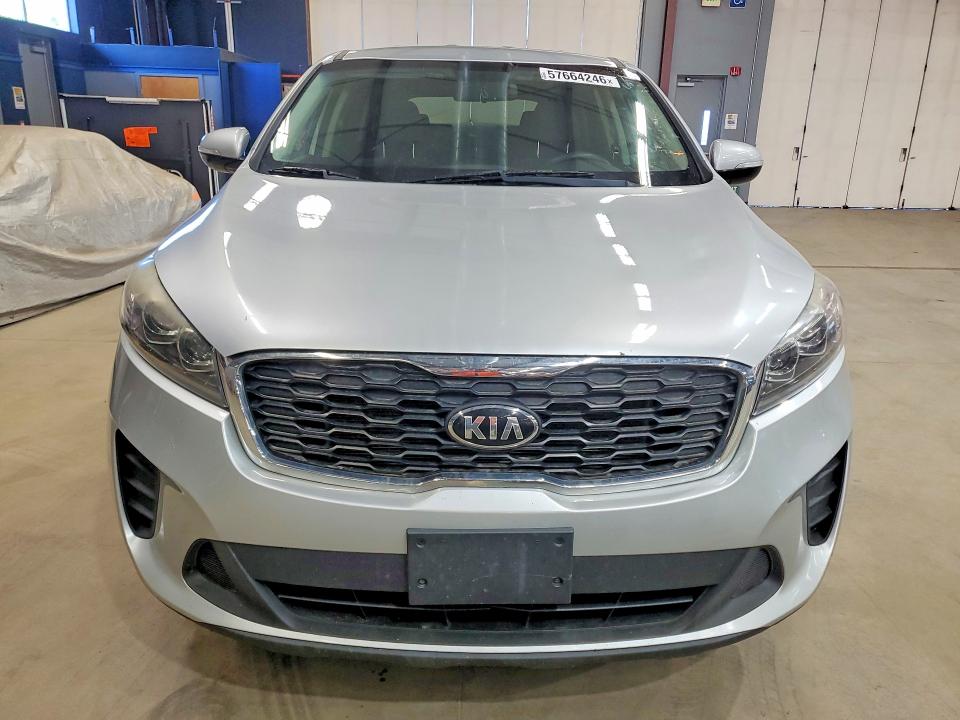 2019 Kia Sorento მანქანა იყიდება აუქციონზე, vin: 5XYPG4A55KG483400, აუქციონის ნომერი: 57664246