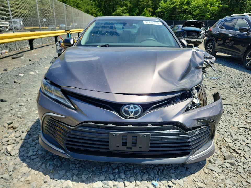 Продаж на аукціоні авто 2022 Toyota Camry, vin: 4T1C11AK5NU004203, номер лоту: 57784926