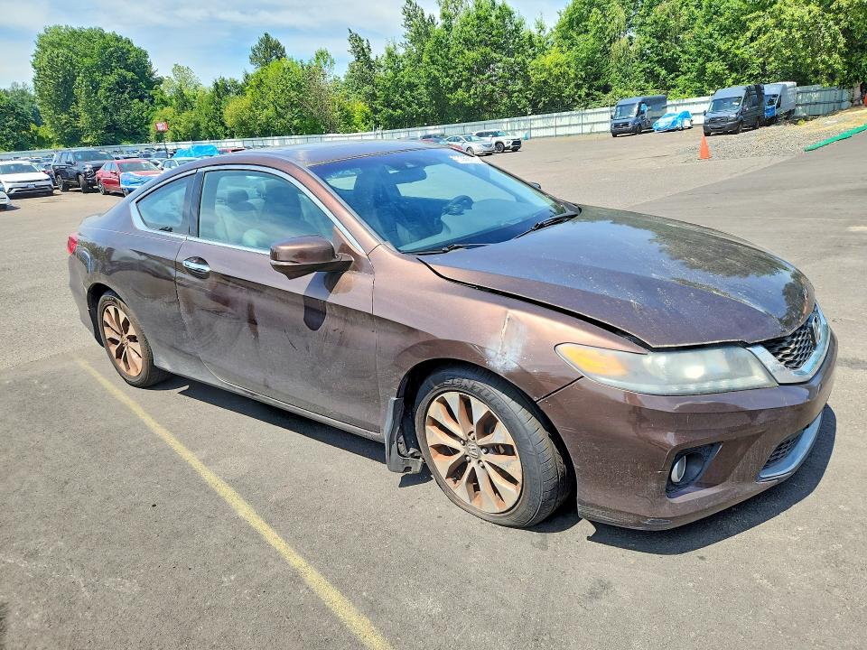 Продажа на аукционе авто 2013 Honda Accord, vin: 1HGCT1B83DA007331, номер лота: 57336916