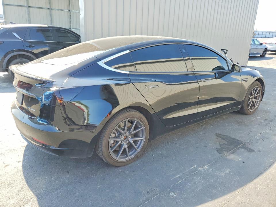 Продажа на аукционе авто 2019 Tesla Model 3, vin: 5YJ3E1EBXKF384243, номер лота: 59344276