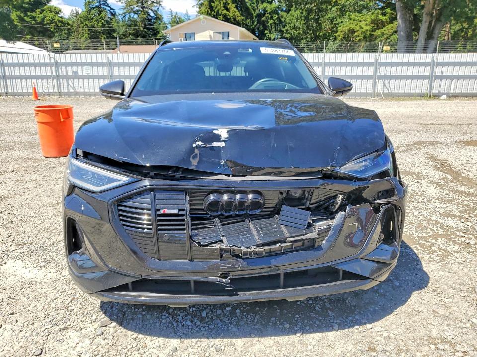 2023 Audi E-tron მანქანა იყიდება აუქციონზე, vin: WA1VABGE7PB001140, აუქციონის ნომერი: 57081796