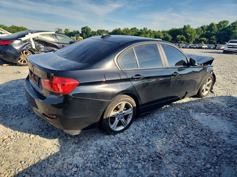 55960366 :رقم المزاد ، WBA3B5G55ENS10512 vin ، 2014 Bmw 328 مزاد بيع