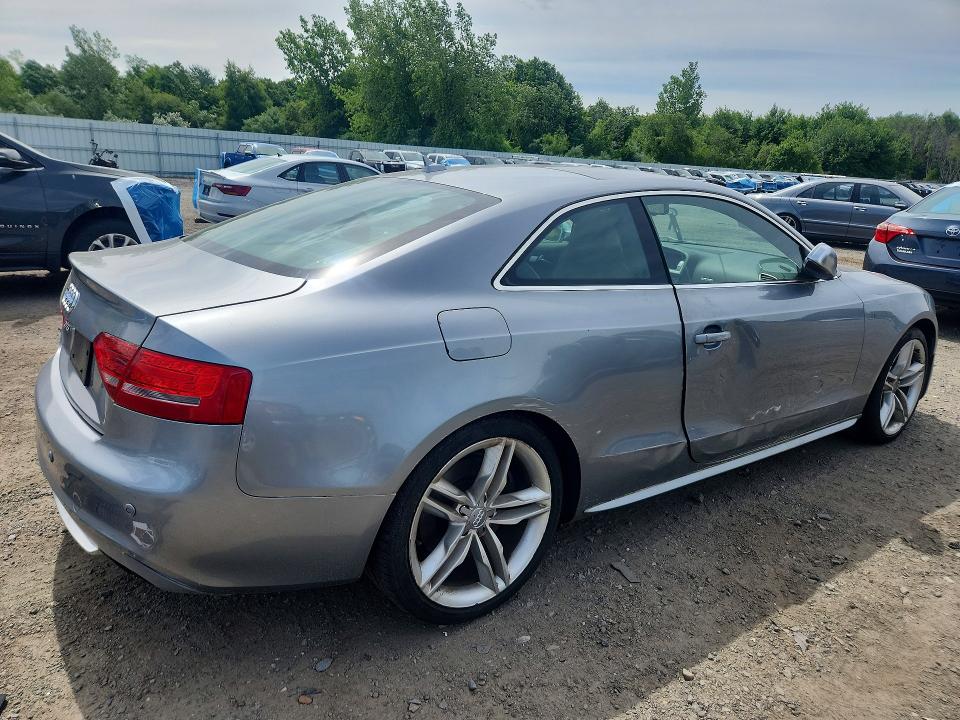 57840426 :رقم المزاد ، WAUVVAFR1AA007700 vin ، 2010 Audi S5 مزاد بيع