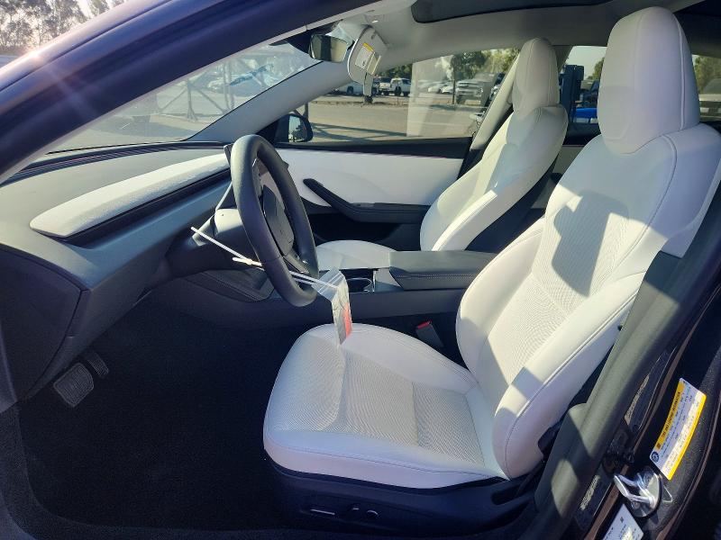 57928816 :رقم المزاد ، 5YJ3E1EB1SF987811 vin ، 2025 Tesla Model 3 مزاد بيع