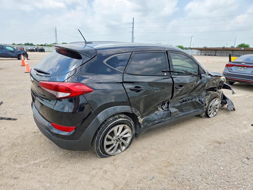 2016 Hyundai Tucson მანქანა იყიდება აუქციონზე, vin: KM8J33A4XGU027462, აუქციონის ნომერი: 58202866
