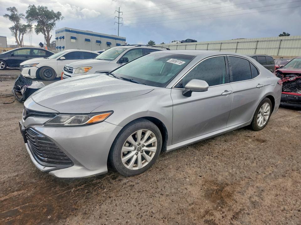 2020 Toyota Camry მანქანა იყიდება აუქციონზე, vin: 4T1C11AK1LU367319, აუქციონის ნომერი: 55656116