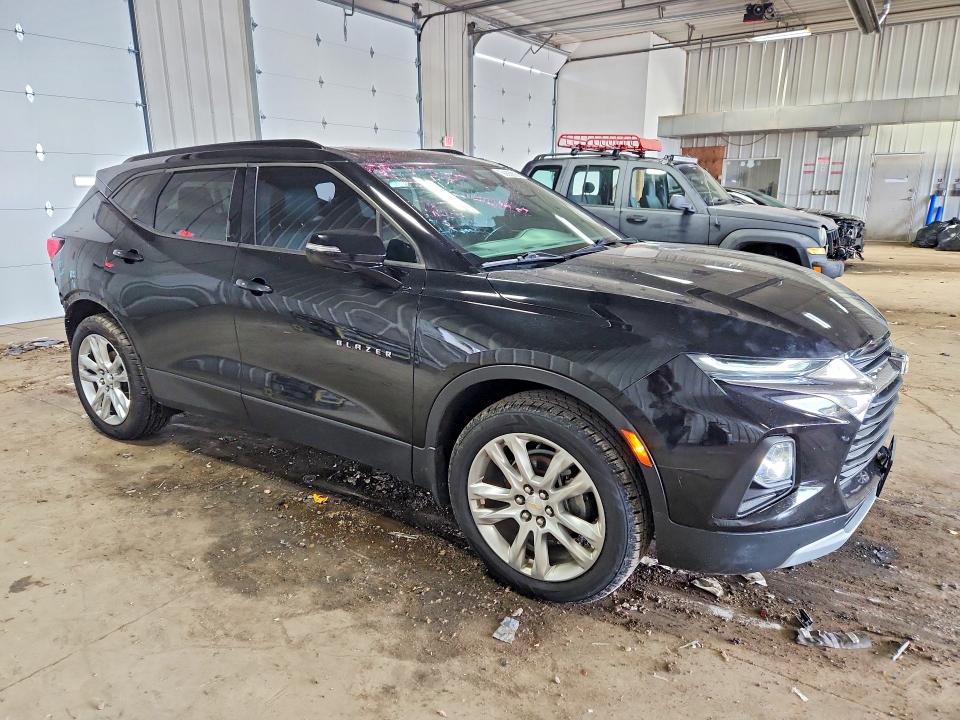 Продажа на аукционе авто 2019 Chevrolet Blazer, vin: 3GNKBDRS6KS686126, номер лота: 56868806