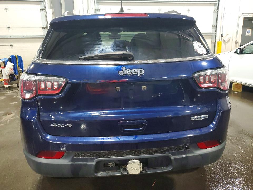 2018 Jeep Compass მანქანა იყიდება აუქციონზე, vin: 3C4NJDBB6JT147680, აუქციონის ნომერი: 54779596