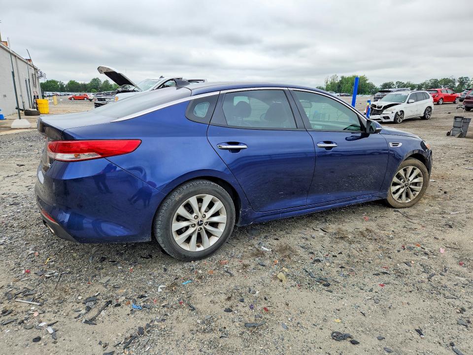 58518396 :رقم المزاد ، 5XXGU4L33HG142062 vin ، 2017 Kia Optima مزاد بيع