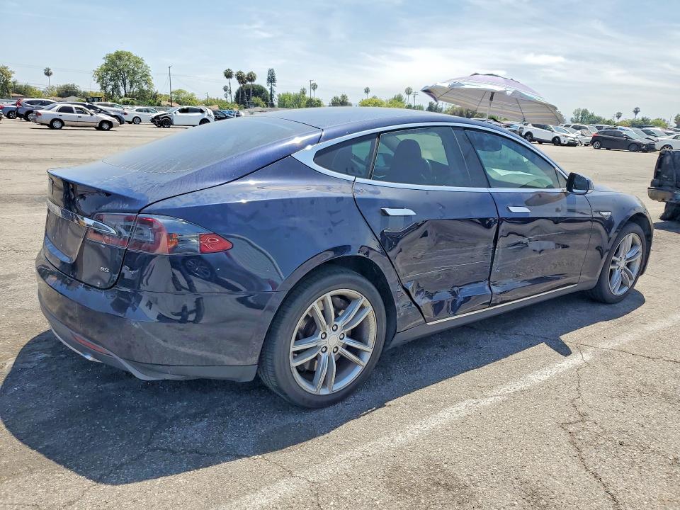 Продаж на аукціоні авто 2015 Tesla Model S, vin: 5YJSA1H12FFP79792, номер лоту: 54960416
