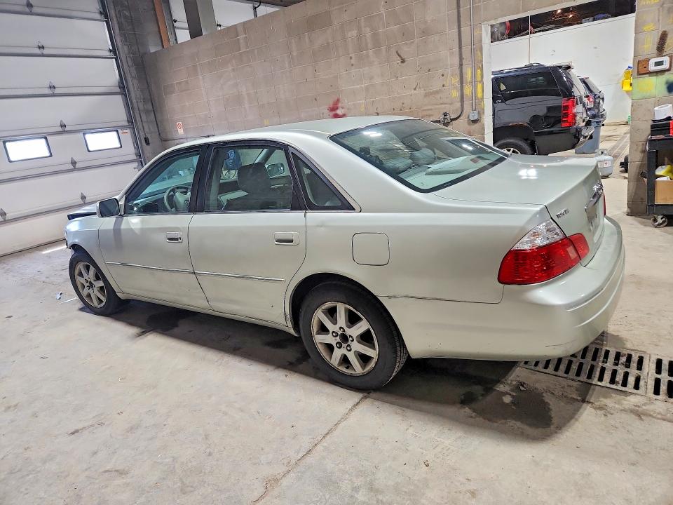 58068936 :رقم المزاد ، 4T1BF28B43U299123 vin ، 2003 Toyota Avalon مزاد بيع