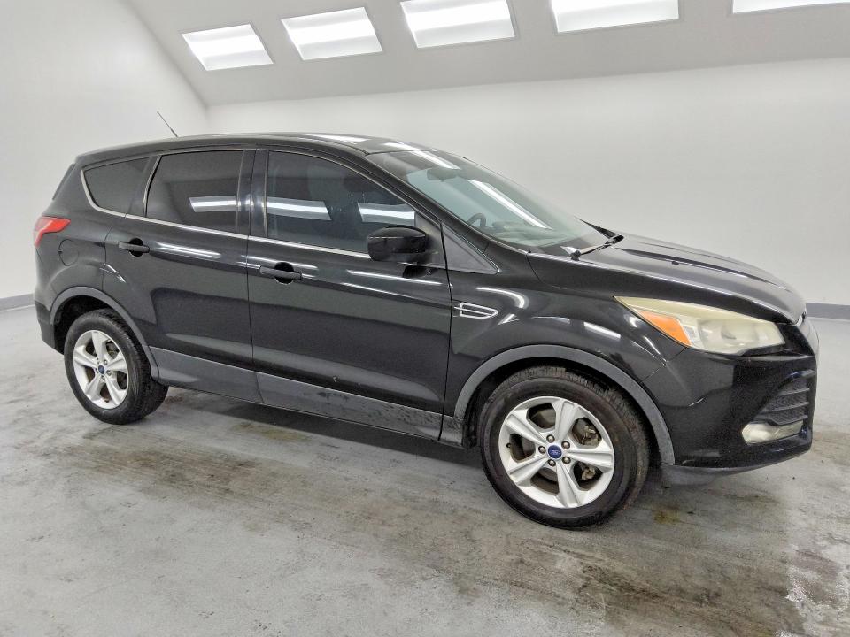 2015 Ford Escape მანქანა იყიდება აუქციონზე, vin: 1FMCU0G93FUB64457, აუქციონის ნომერი: 57754036