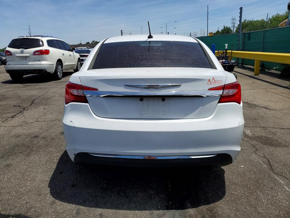 Продажа на аукционе авто 2013 Chrysler 200, vin: 1C3CCBAB1DN647357, номер лота: 57624456