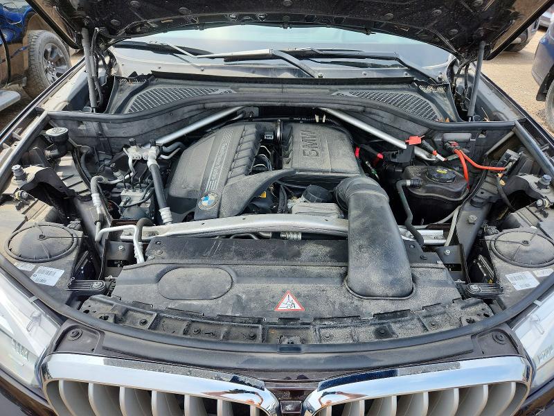 55112536 :رقم المزاد ، 5UXKR0C54F0K58812 vin ، 2015 Bmw X5 مزاد بيع
