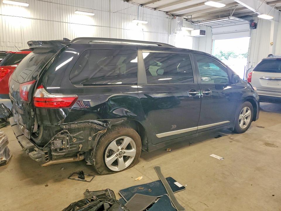 Продажа на аукционе авто 2020 Toyota Sienna, vin: 5TDKZ3DC6LS042405, номер лота: 55561206
