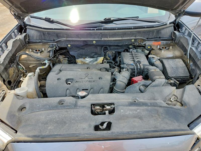 59137636 :رقم المزاد ، JA4AH3AU0KU601124 vin ، 2019 Mitsubishi Rvr مزاد بيع