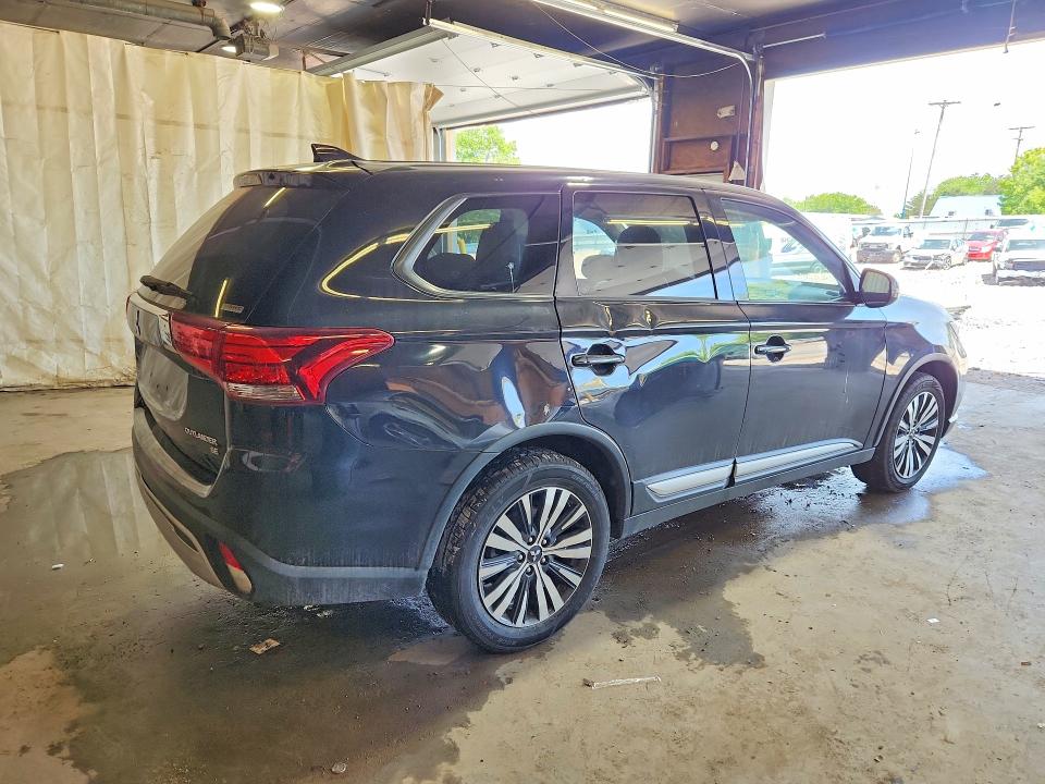2019 Mitsubishi Outlander მანქანა იყიდება აუქციონზე, vin: JA4AZ3A34KZ044175, აუქციონის ნომერი: 55115846