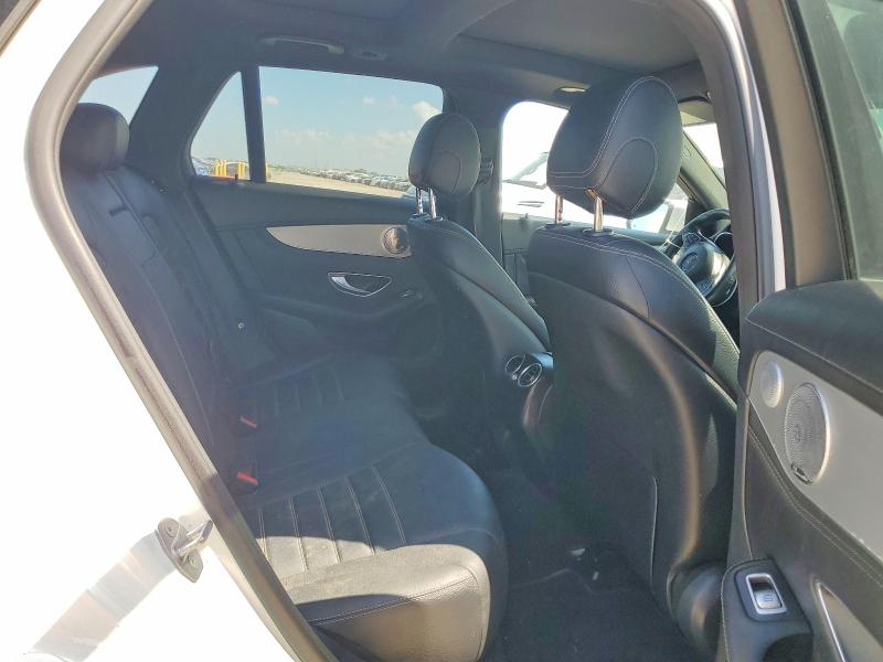 58327626 :رقم المزاد ، WDC0G4JB9HF204754 vin ، 2017 Mercedes-benz Glc مزاد بيع