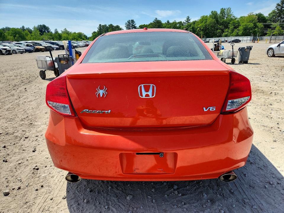 56470236 :رقم المزاد ، 1HGCS2A89BA005879 vin ، 2011 Honda Accord مزاد بيع