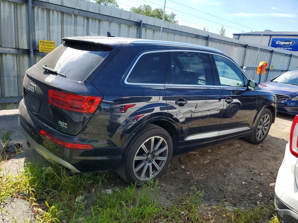 2017 Audi Q7 მანქანა იყიდება აუქციონზე, vin: WA1LAAF78HD015042, აუქციონის ნომერი: 56211116