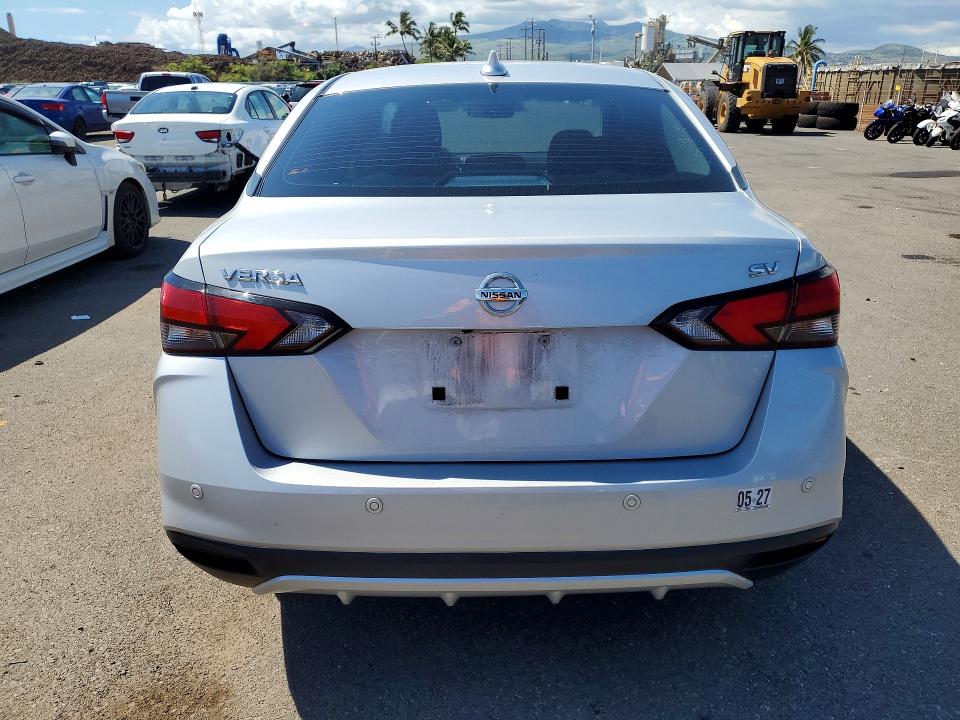 57433226 :رقم المزاد ، 3N1CN8EV3ML923800 vin ، 2021 Nissan Versa مزاد بيع